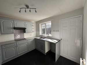 Photo 5- click for photo gallery